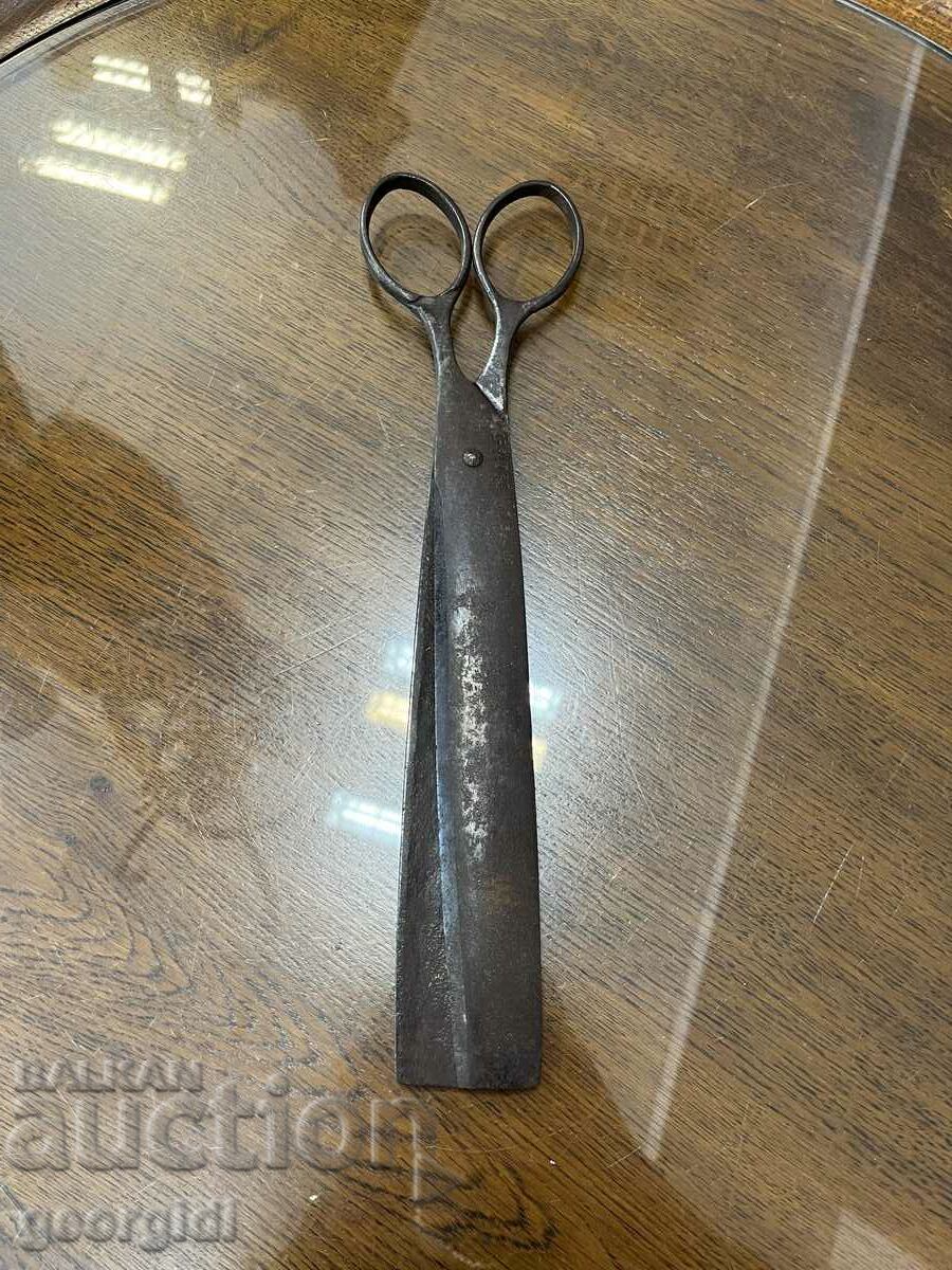 Large Turkish abaji scissors. #3920