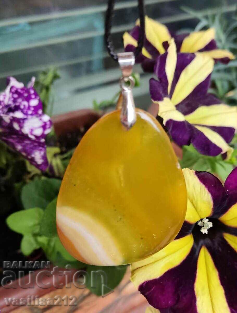 Auction Agate necklace Auction Agate necklace