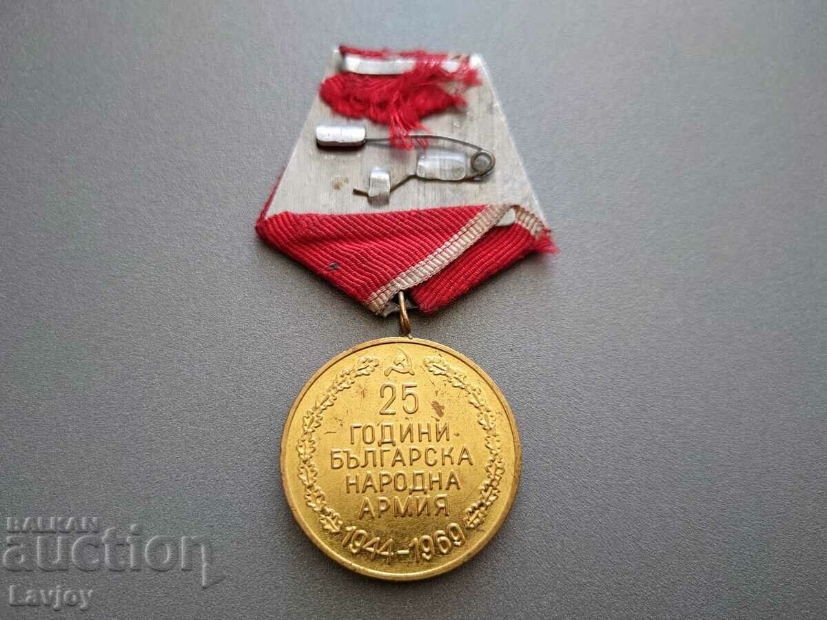 Auction 25 years of BNA * 1944 - 1969 * Auction 25 years of BNA * 1944 - 1969 *