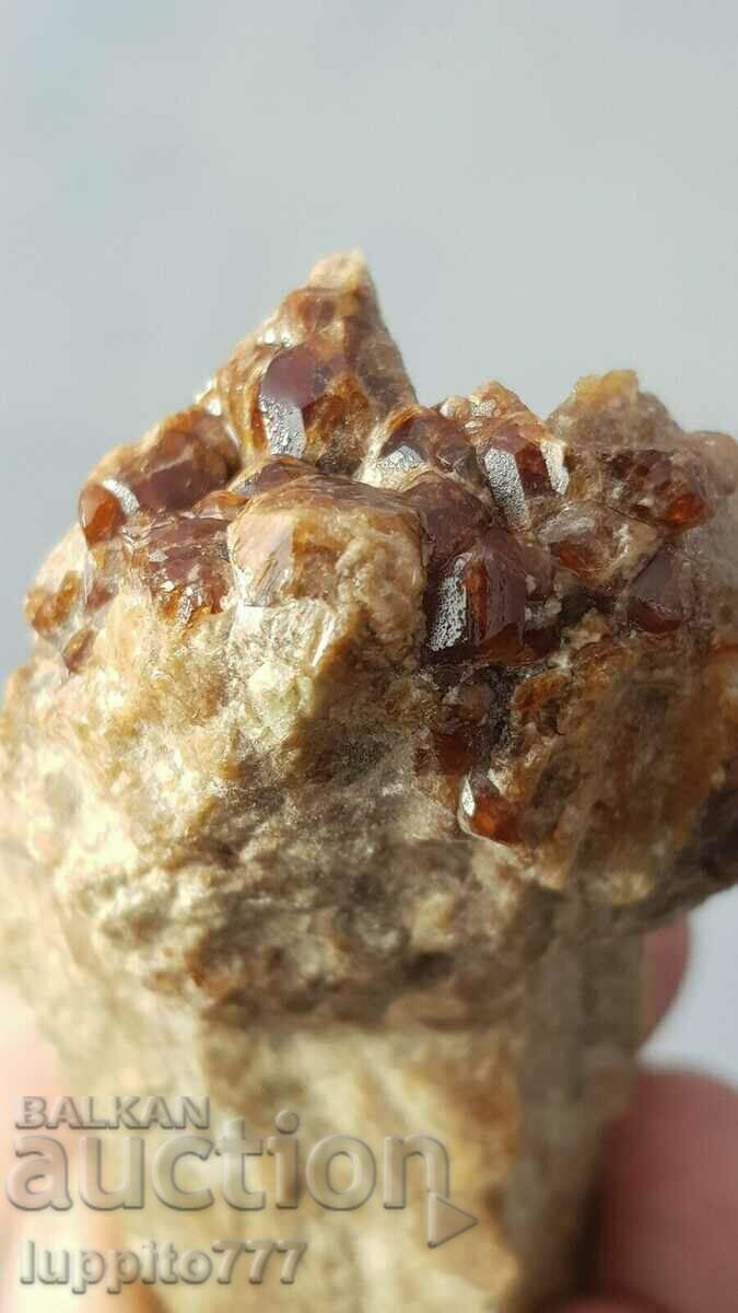 75 γραμμάρια γρανάτη εσονίτη σε μια μοναδική μήτρα - 6