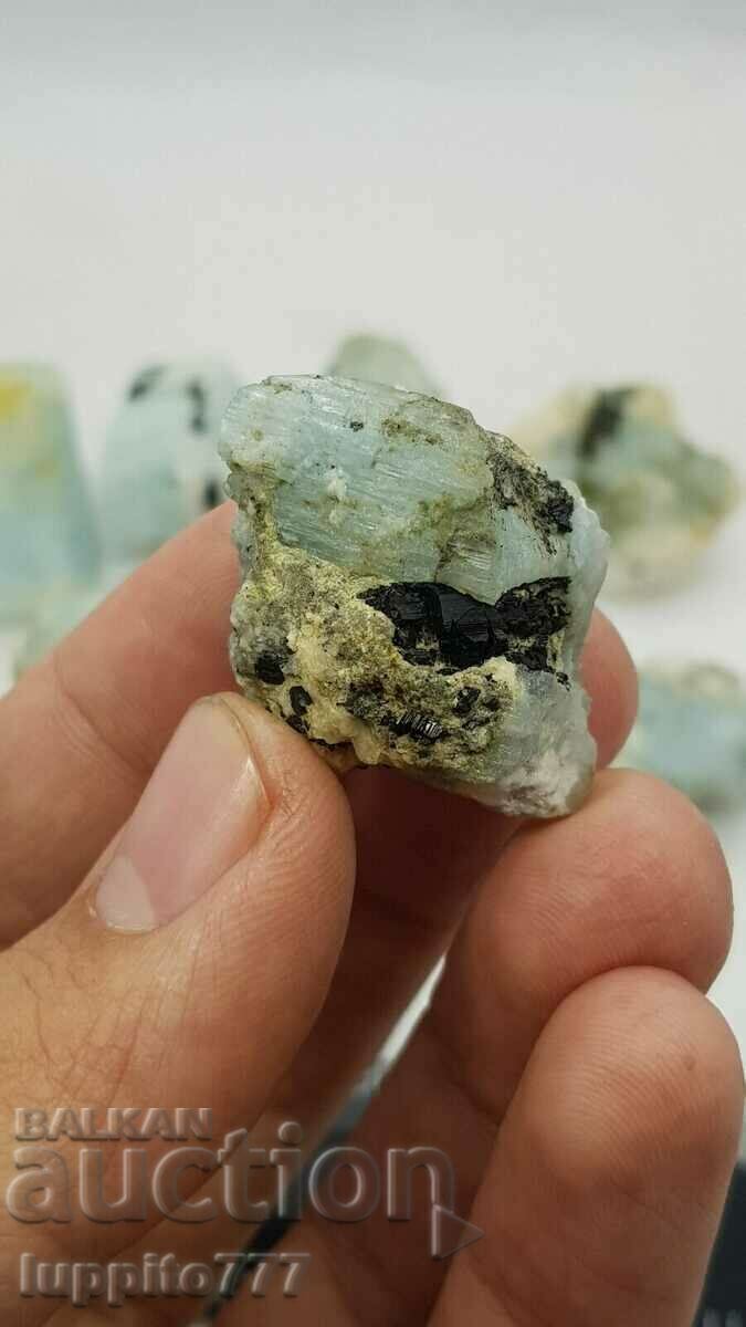 φυσική ακουαμαρίνη βηρυλίου σε μήτρα 190 g - 14 τεμ. παρτίδα - 6 φυσική ακουαμαρίνη βηρυλίου σε μήτρα 190 g - 14 τεμ. παρτίδα - 6