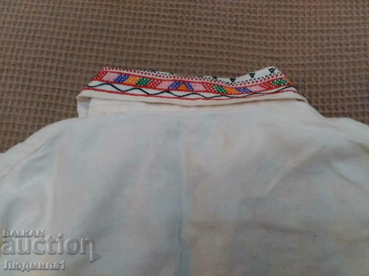 SHIRT - MALE - SMALL - 6 SHIRT - MALE - SMALL - 6