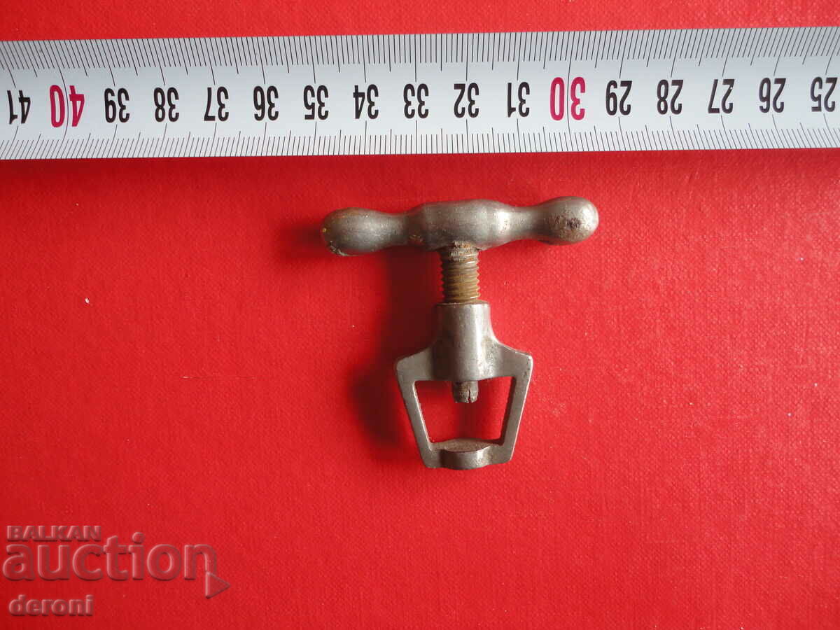 Ancient bronze clamp with price 20.00 BGN | € 10.23 Ancient bronze clamp with price 20.00 BGN | € 10.23