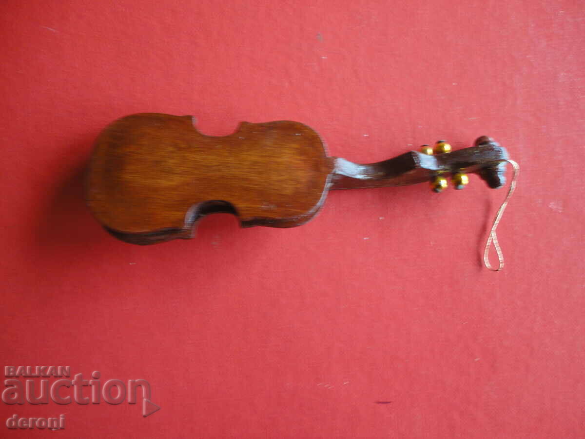 Vintage wooden guitar violin minion miniature - 5 Vintage wooden guitar violin minion miniature - 5