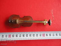 Vintage wooden guitar violin minion miniature