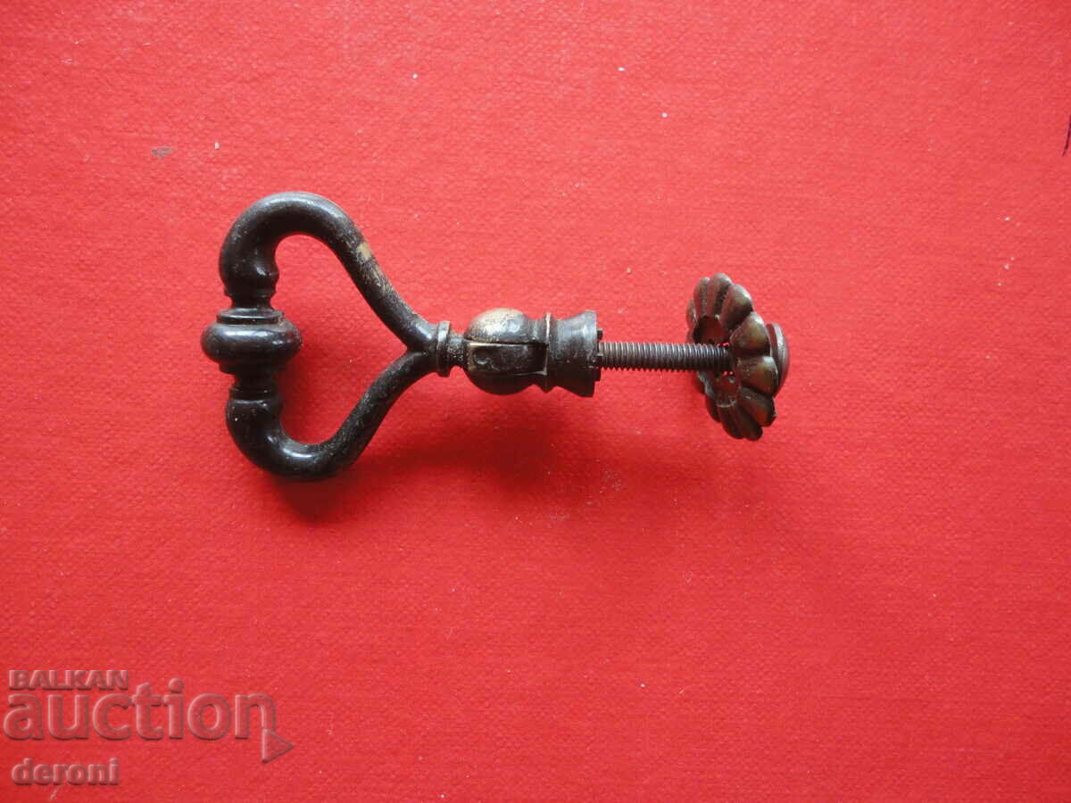 Delivery of Antique handle Bronze fittings Delivery of Antique handle Bronze fittings