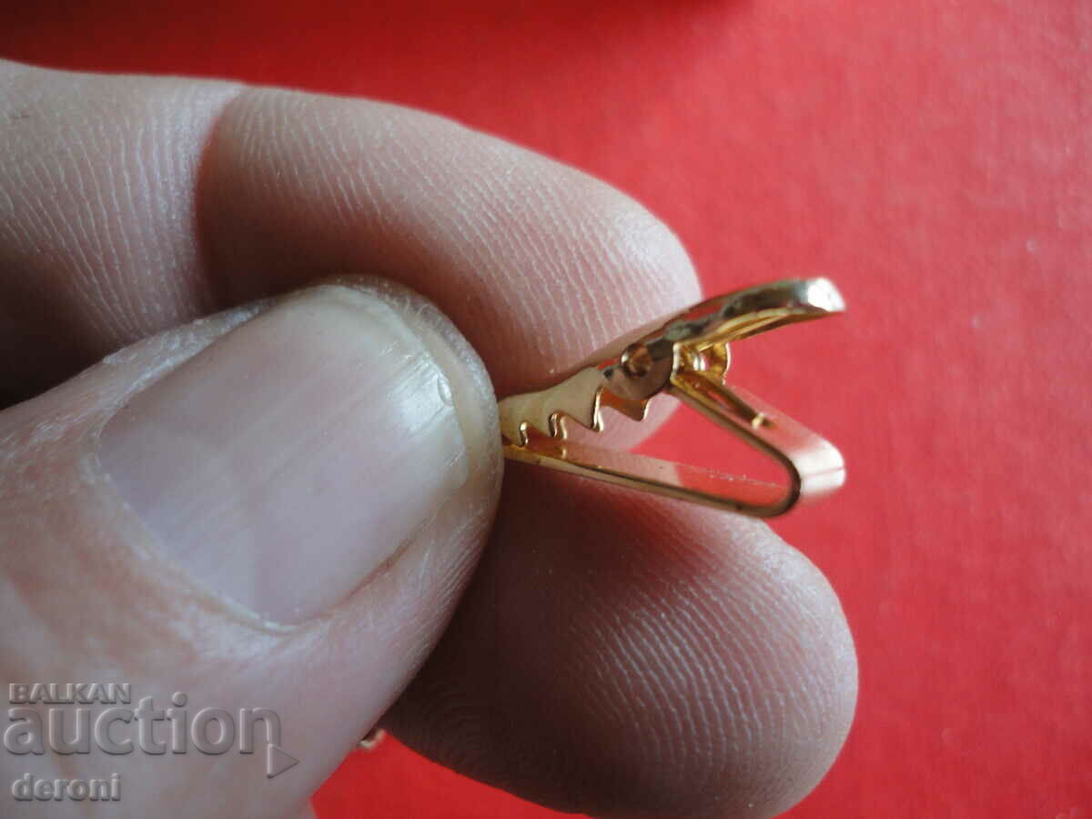 Gold plated brooch clip accessory in box - 7