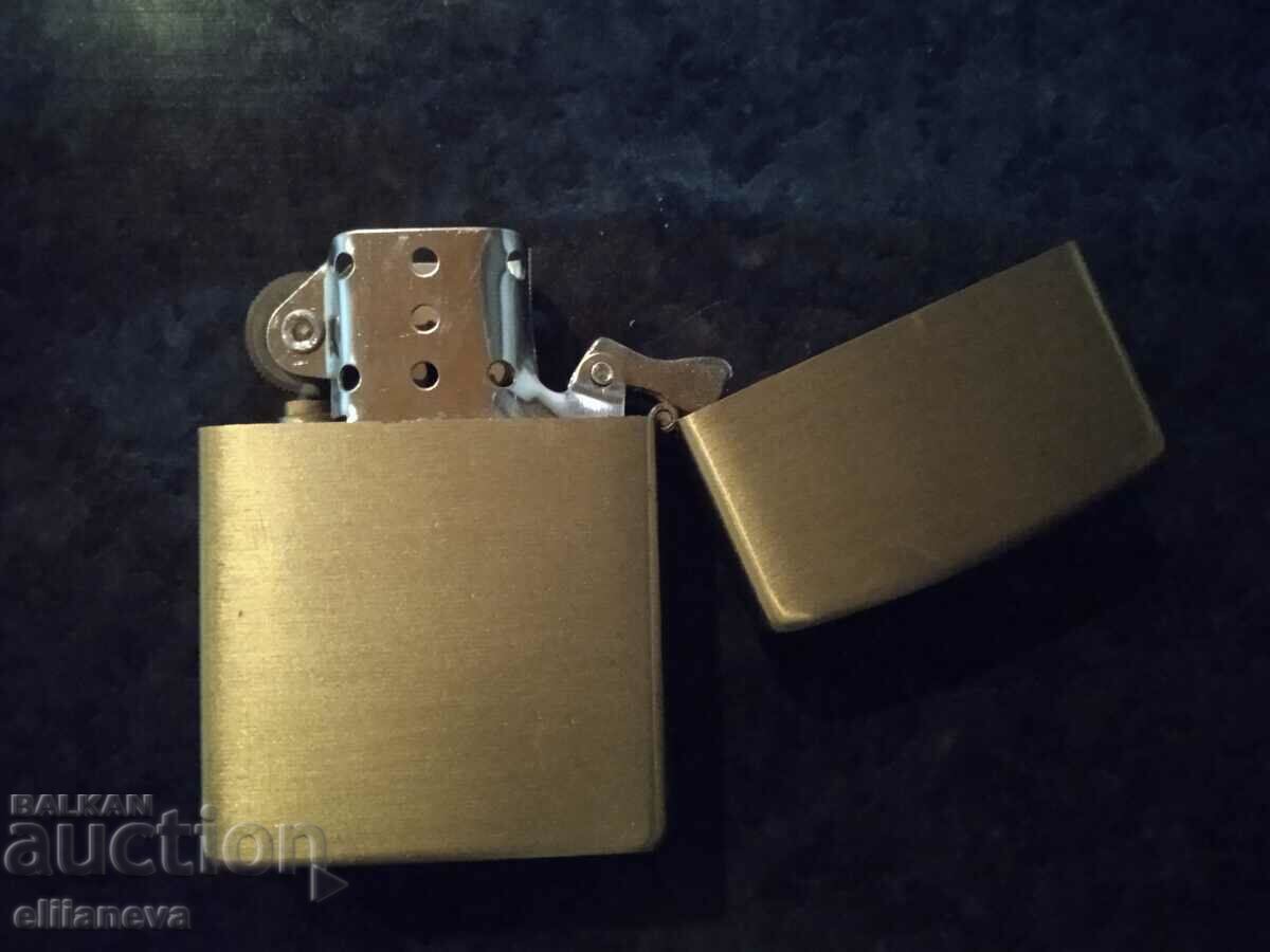 Δημοπρασία Μεταλλικός αναπτήρας Barcelona Δημοπρασία Μεταλλικός αναπτήρας Barcelona