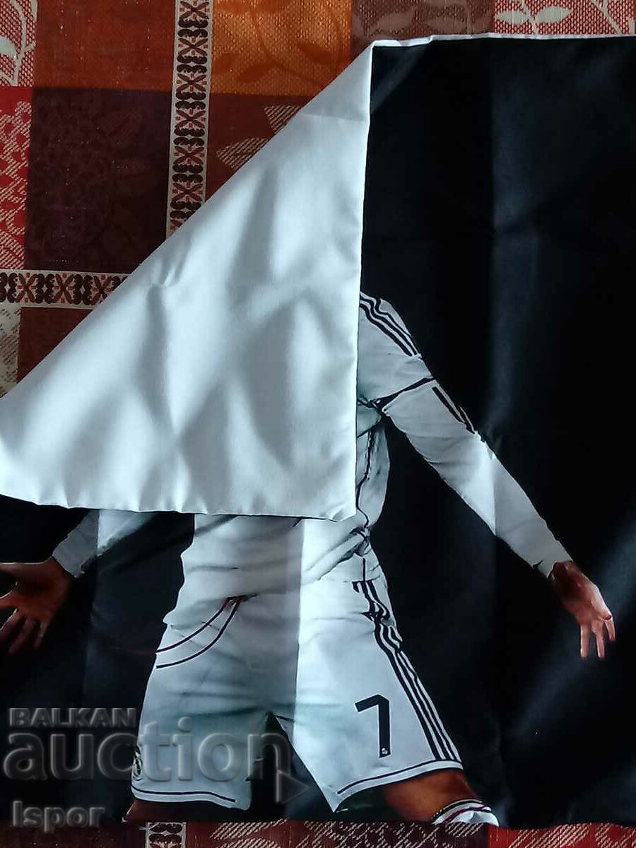 Ronaldo pillowcase with price 12.00 BGN | € 6.14 Ronaldo pillowcase with price 12.00 BGN | € 6.14