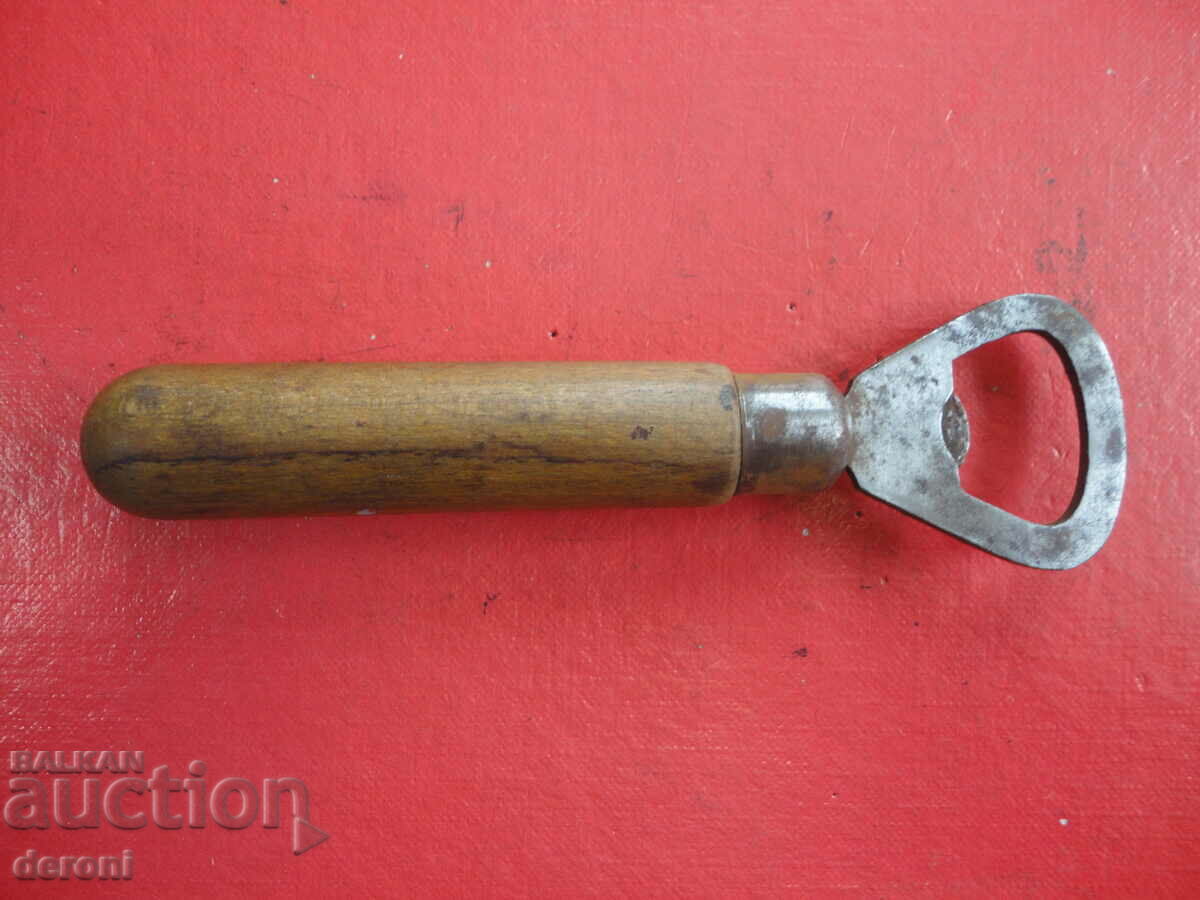 Delivery of Vintage pub opener Delivery of Vintage pub opener