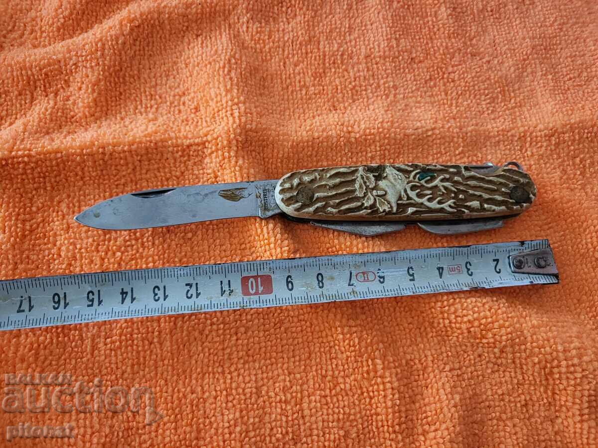 Delivery of Collectible folding knife Delivery of Collectible folding knife