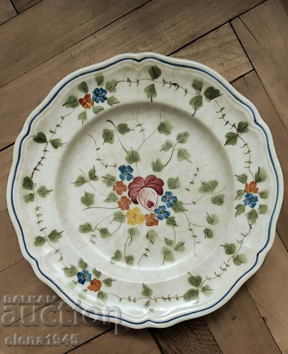 Vintage υπηρεσία δείπνου με τιμή 300.00 BGN | € 153.39 Vintage υπηρεσία δείπνου με τιμή 300.00 BGN | € 153.39