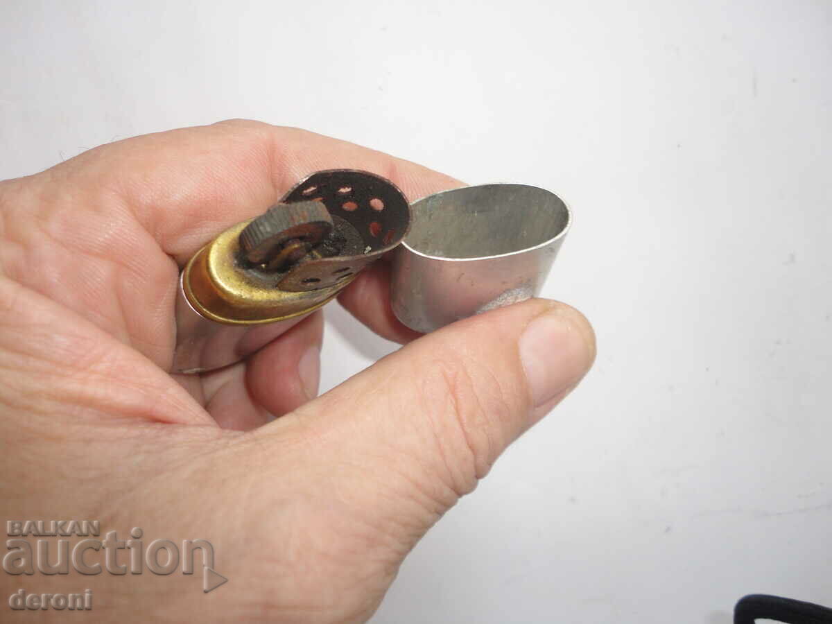 Delivery of German aluminum army petrol lighter