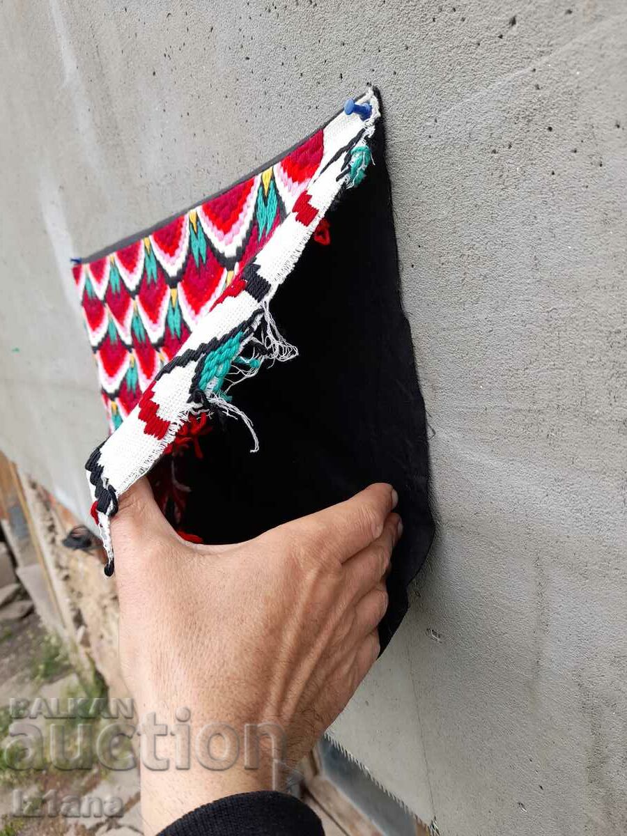 Delivery of Ancient pillow case Delivery of Ancient pillow case