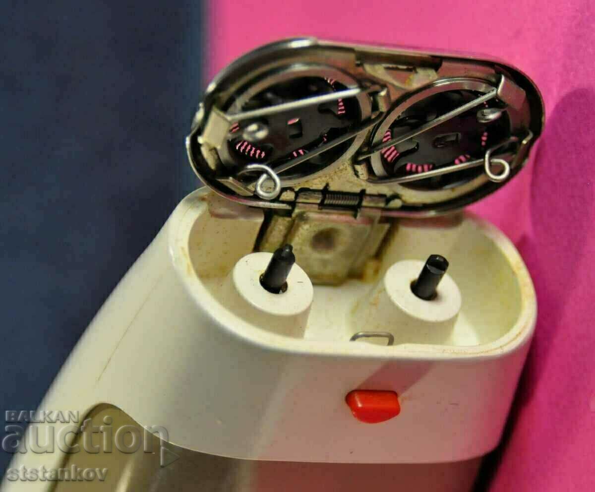 Доставка на "PHILIPS" PHILISHAVE VTG ELECTRIC BATTERY SHAVER in ORIG.BOX Доставка на "PHILIPS" PHILISHAVE VTG ELECTRIC BATTERY SHAVER in ORIG.BOX