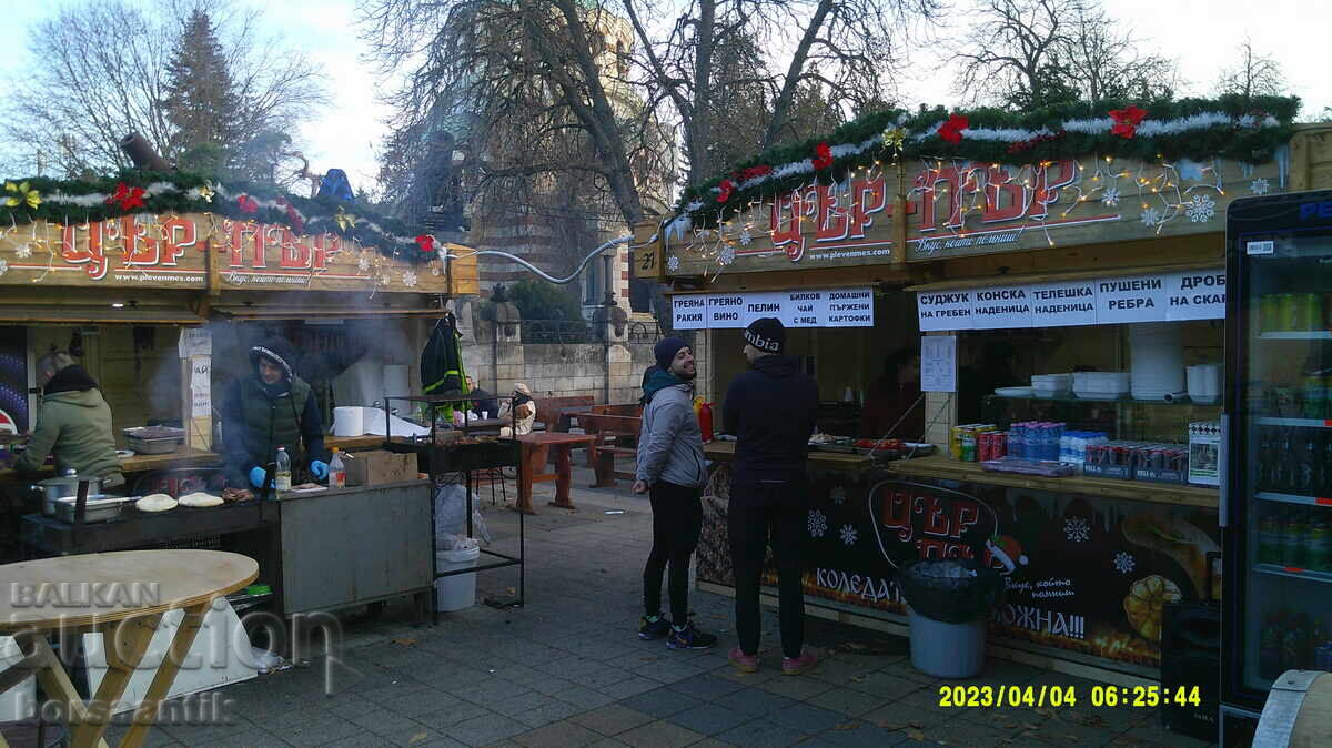 Wooden house Christmas bazaar pavilion - 6