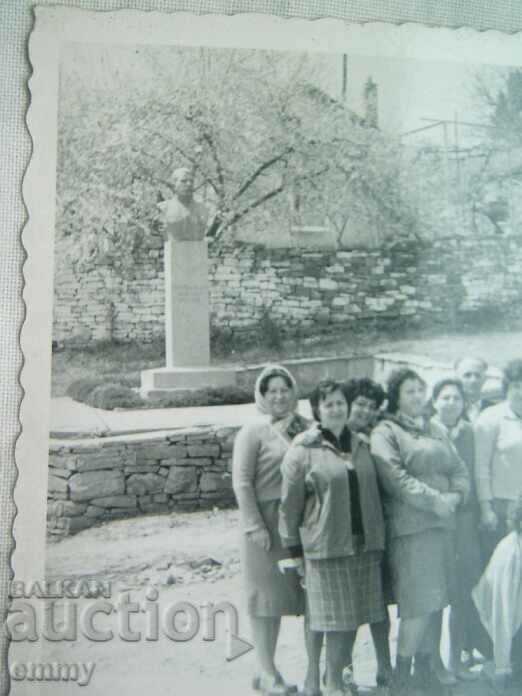 Photo Kotel - monument with price 1.00 BGN | € 0.51 Photo Kotel - monument with price 1.00 BGN | € 0.51