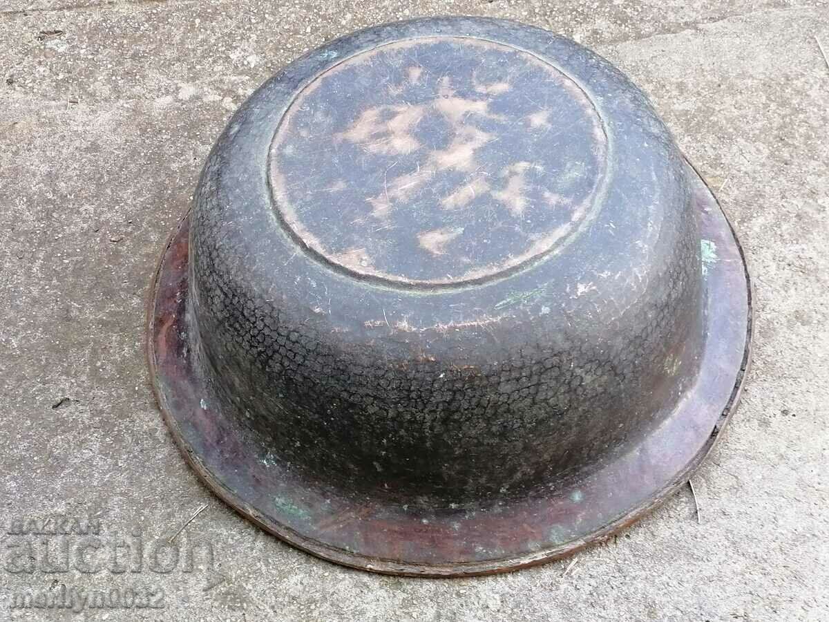 Tinned basin, copper pot, baker, trough with price 139.00 BGN | € 71.07