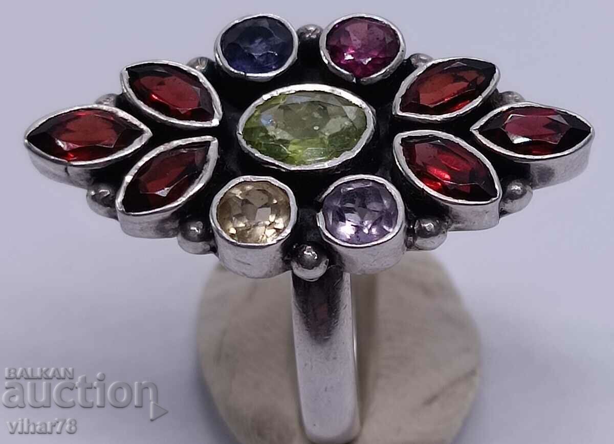 Silver ring with price 186.99 BGN | € 95.61 Silver ring with price 186.99 BGN | € 95.61