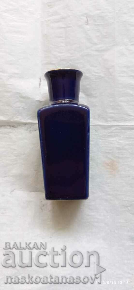 Δημοπρασία Μπουκάλι από πορσελάνη Δημοπρασία Μπουκάλι από πορσελάνη