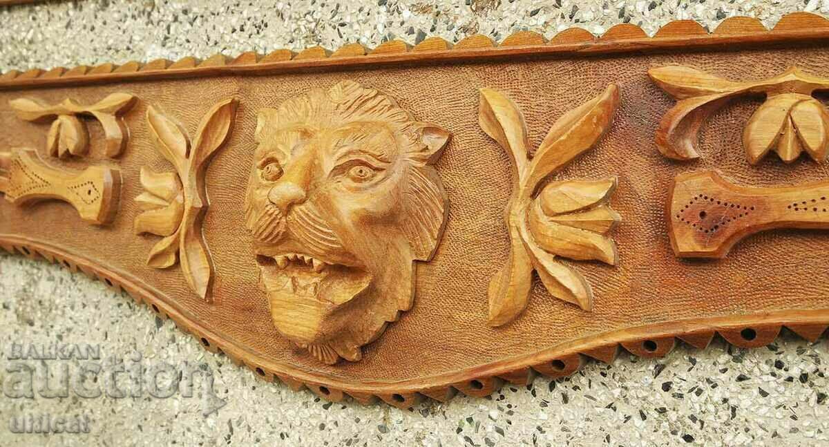 Licitație Sculptură în lemn, friză pentru șemineu sau decorațiuni de perete Licitație Sculptură în lemn, friză pentru șemineu sau decorațiuni de perete