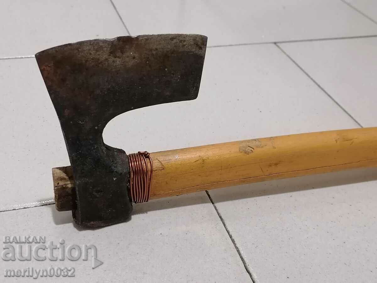 Old hatchet ax satyr ax sap with price 52.00 BGN | € 26.59 Old hatchet ax satyr ax sap with price 52.00 BGN | € 26.59
