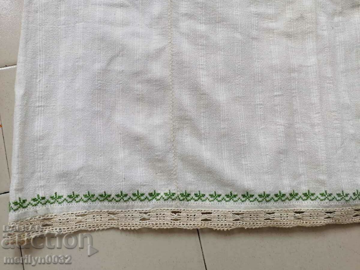 Auction Old women's shirt with hand embroidery of chaise, costume, sukman Auction Old women's shirt with hand embroidery of chaise, costume, sukman