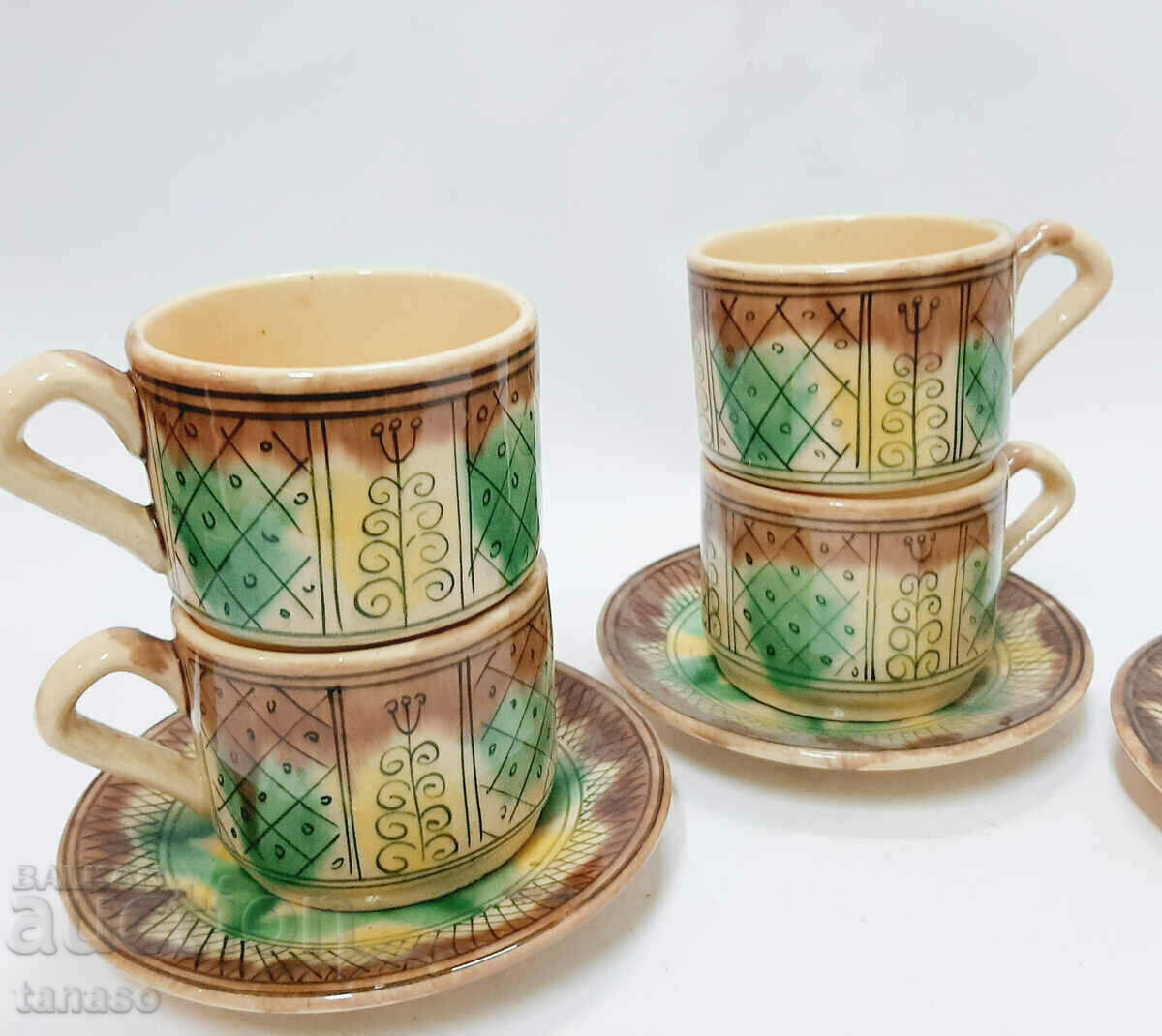6 ceramic tea cups+3 ceramic saucers(12.3) with price 20.00 BGN | € 10.23 6 ceramic tea cups+3 ceramic saucers(12.3) with price 20.00 BGN | € 10.23
