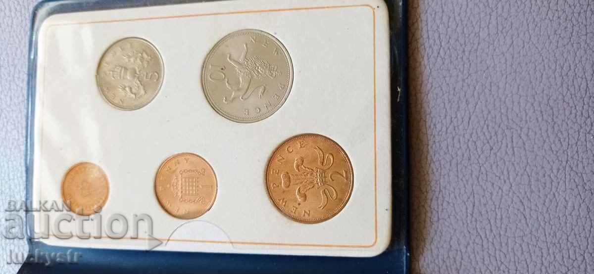 Delivery of Coin set - England + gift Delivery of Coin set - England + gift