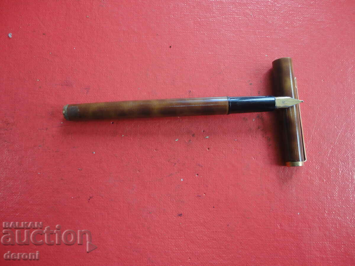 Немска позлатена писалка 6 с цена 10.00 лв. | € 5.11 Немска позлатена писалка 6 с цена 10.00 лв. | € 5.11