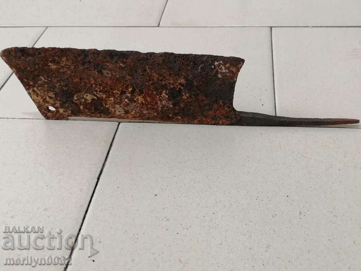 Old forged scythe, ax, hoop, knife, machete, blade with price 34.00 BGN | € 17.38 Old forged scythe, ax, hoop, knife, machete, blade with price 34.00 BGN | € 17.38