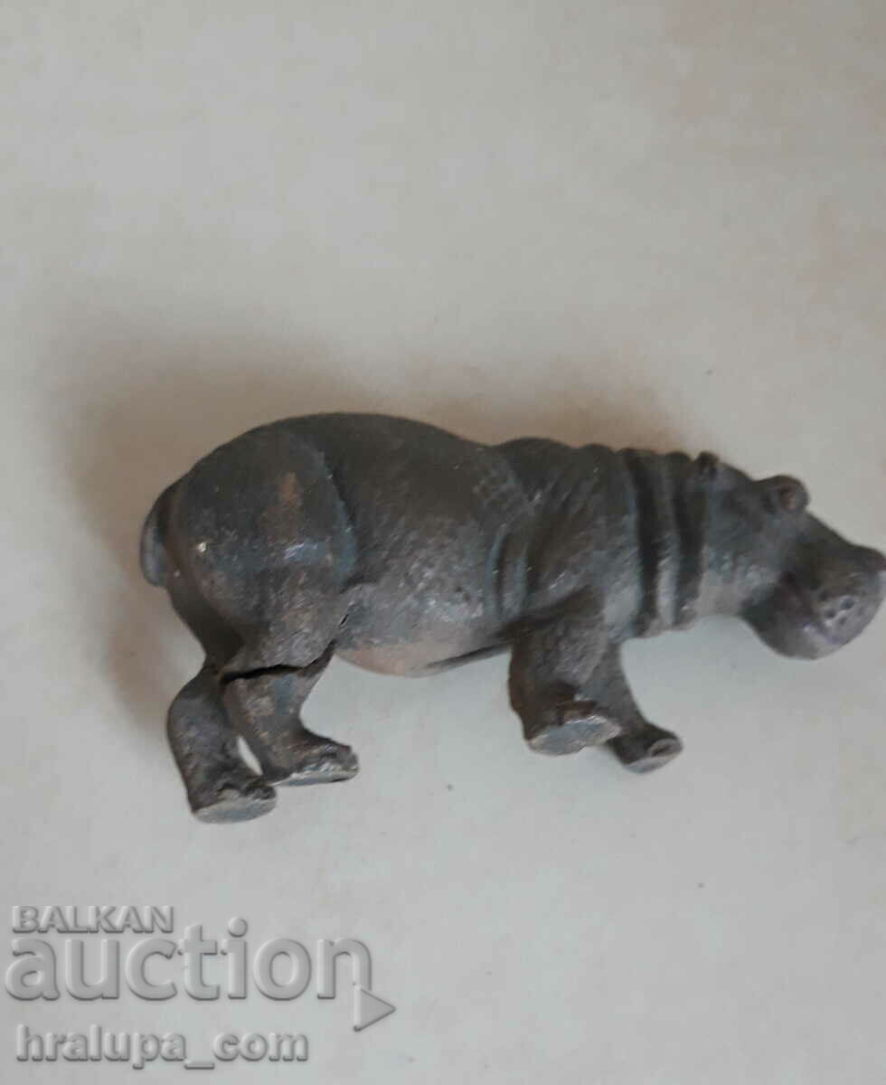Доставка на Стара фигура хипопотам Еластолин Германия около 1930 Доставка на Стара фигура хипопотам Еластолин Германия около 1930