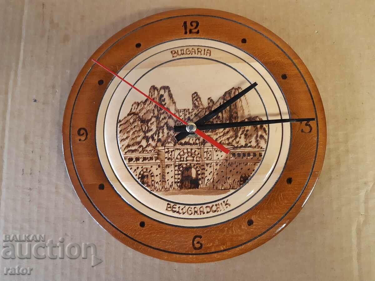 Ξύλινο ρολόι τοίχου BELOGRADCHIK