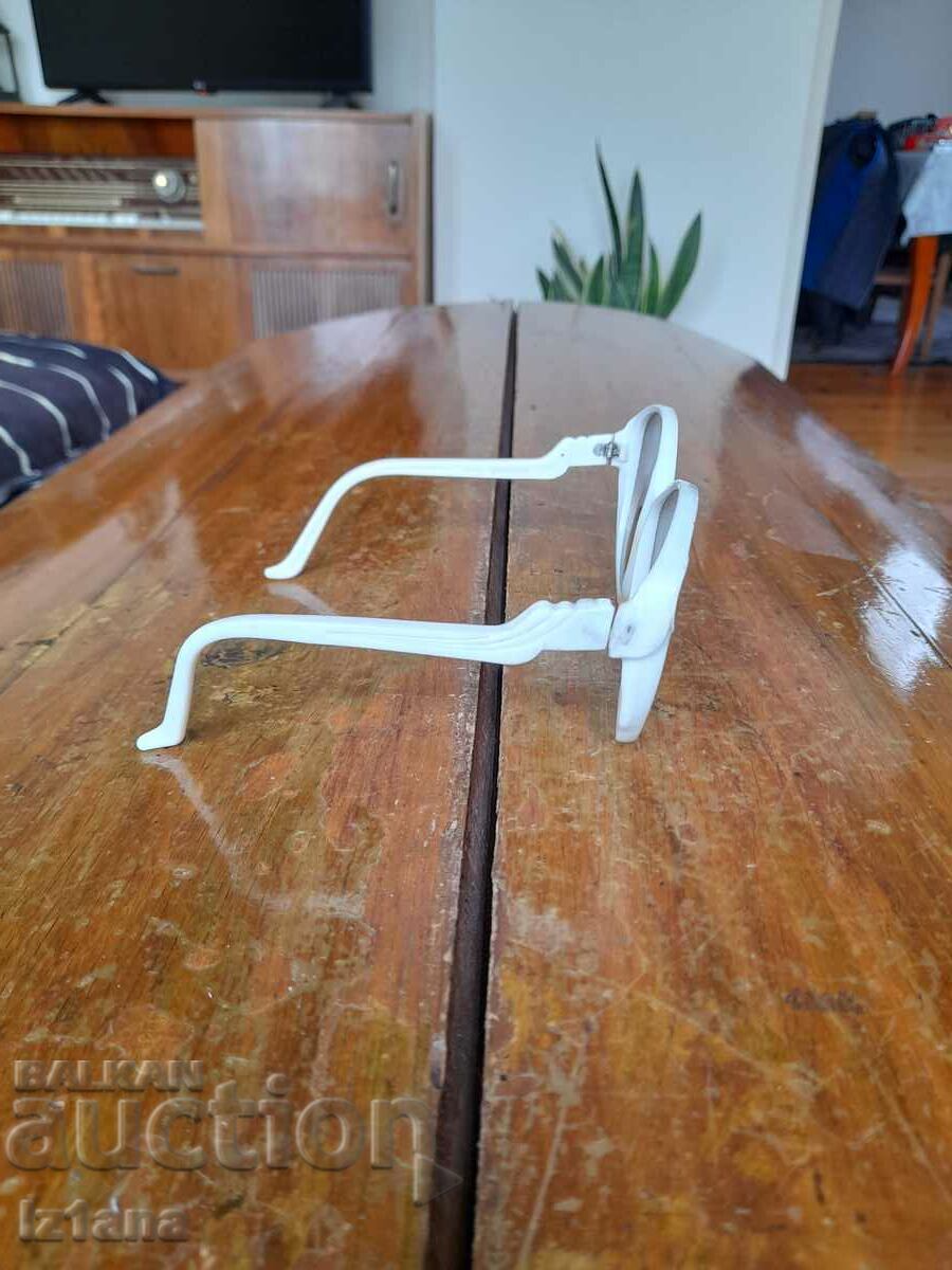 Old Women's Sunglasses with price 12.00 BGN | € 6.14