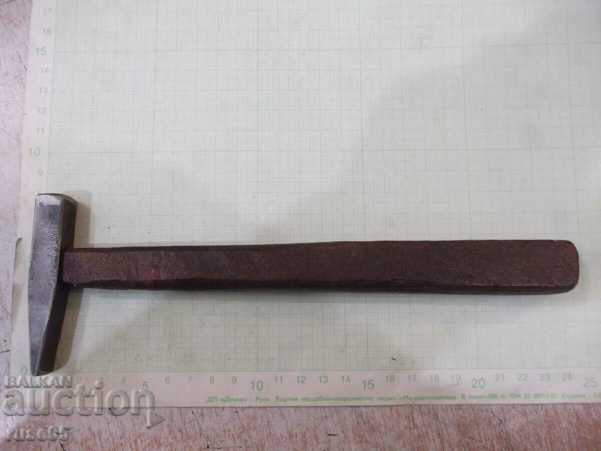 Hammer small - 1 with price 8.00 BGN | € 4.09 Hammer small - 1 with price 8.00 BGN | € 4.09
