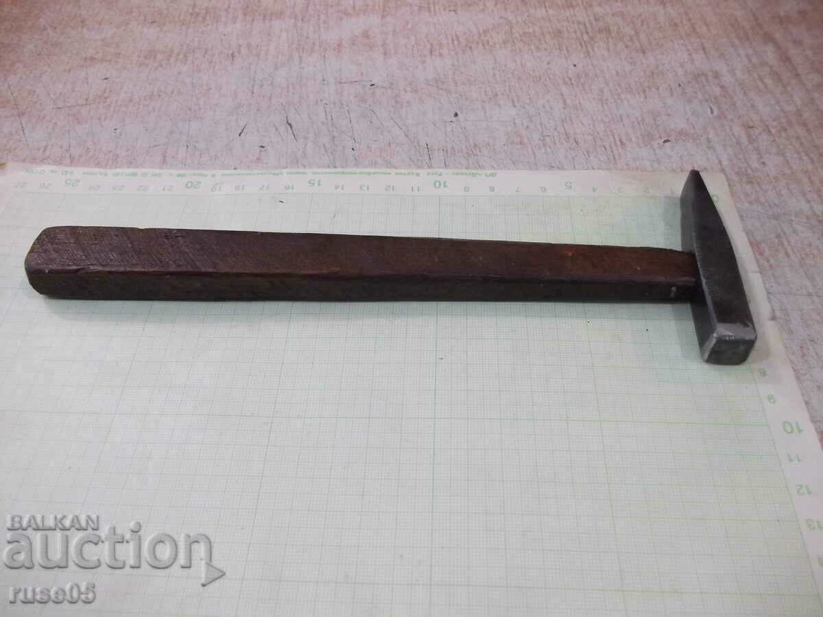 Hammer small - 1 - 5 Hammer small - 1 - 5