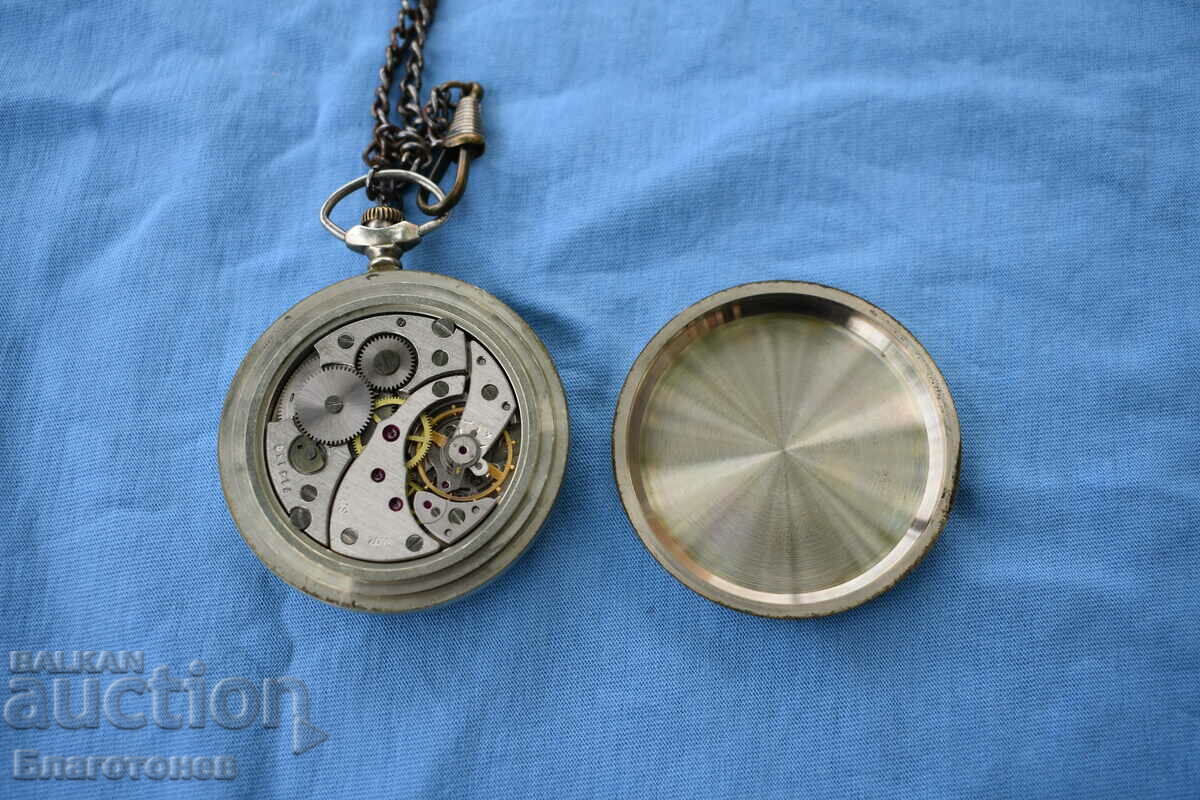 Auction Lightning Train pocket watch Auction Lightning Train pocket watch