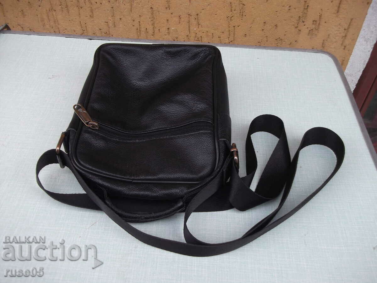 Delivery of Shoulder bag for men Delivery of Shoulder bag for men