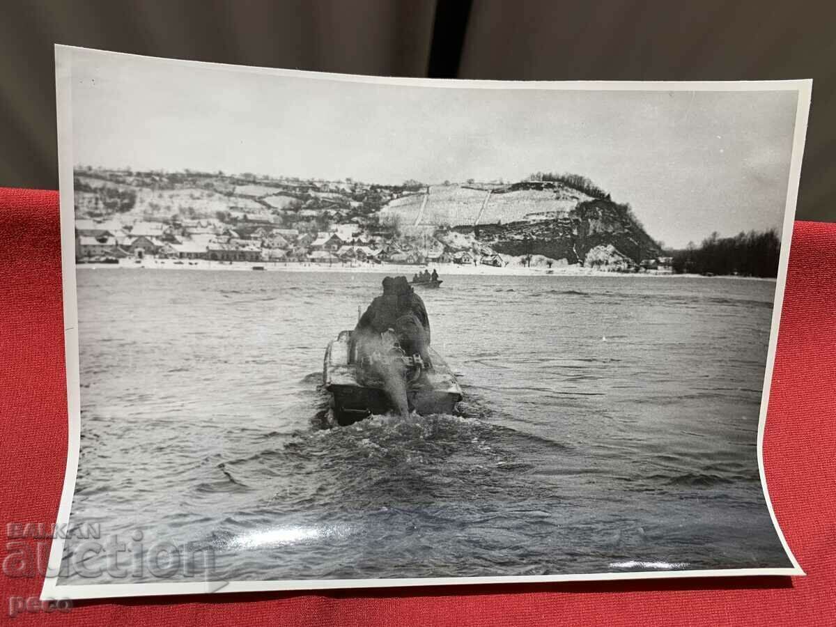 Γερμανικό σκάφος επίθεσης VSV; με τιμή € 10.00 | 19.56 BGN Γερμανικό σκάφος επίθεσης VSV; με τιμή € 10.00 | 19.56 BGN