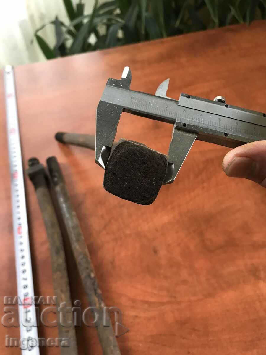 BOLT VEHICLE ANTIQUE FORGE-3 PCS - 6 BOLT VEHICLE ANTIQUE FORGE-3 PCS - 6