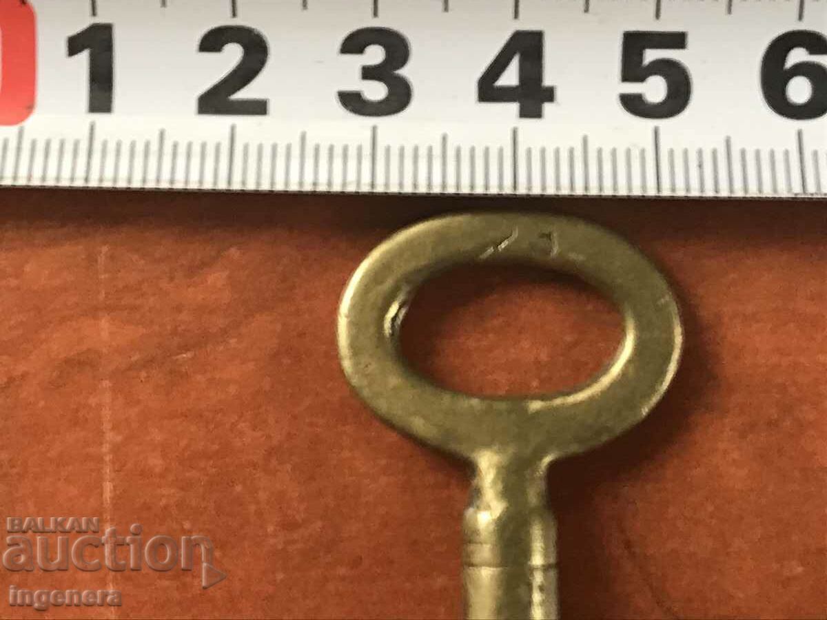 Auction  ANTIQUE KEY FROM GRANDMOTHER AND GRANDFATHER'S CHESTS CUT PADLOCK