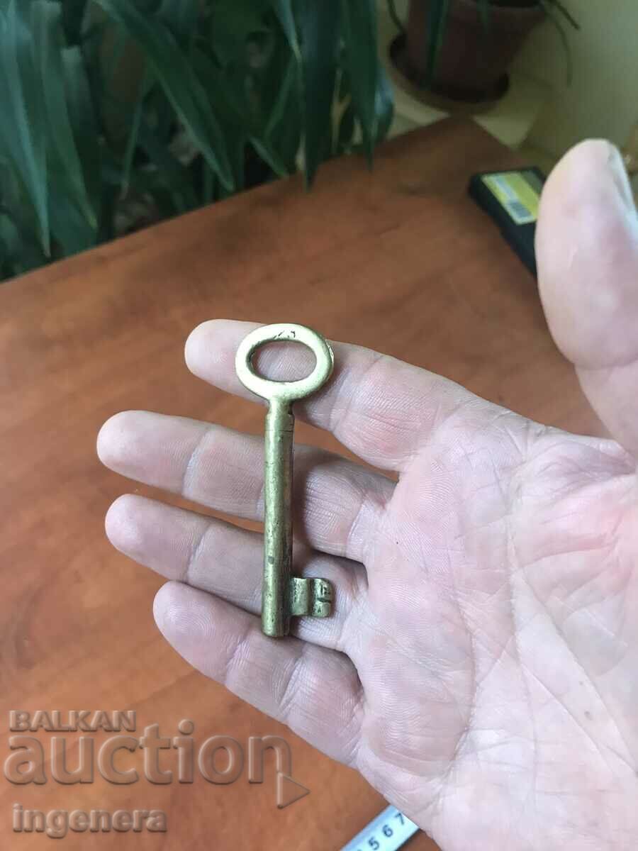 ANTIQUE KEY FROM GRANDMOTHER AND GRANDFATHER'S CHESTS CUT PADLOCK - 5