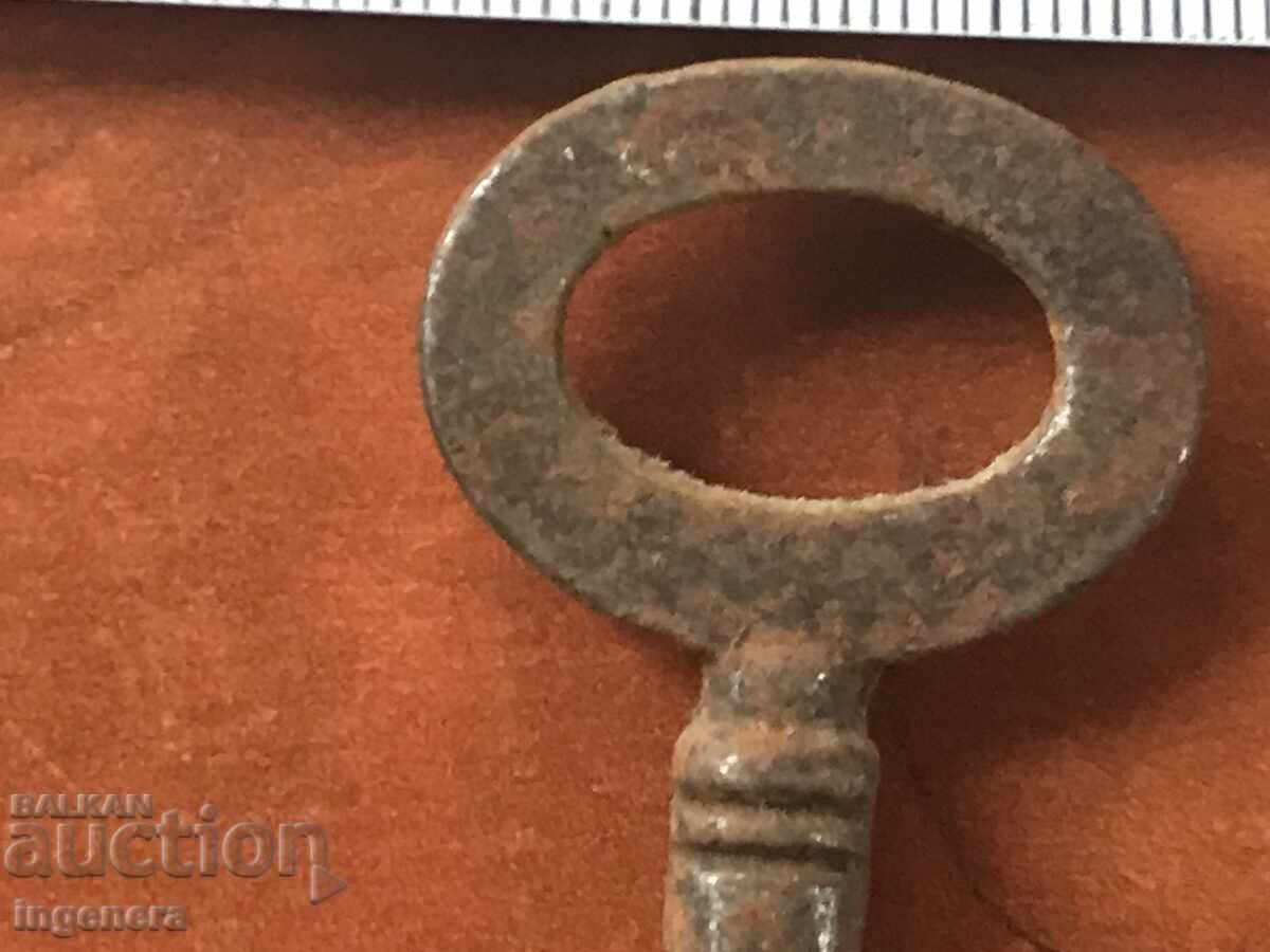 Аукцион КЛЮЧ СТАРИНЕН ОТ САНДЪЦИТЕ НА БАБА И ДЯДО РЕЗЕ КАТИНАР Аукцион КЛЮЧ СТАРИНЕН ОТ САНДЪЦИТЕ НА БАБА И ДЯДО РЕЗЕ КАТИНАР