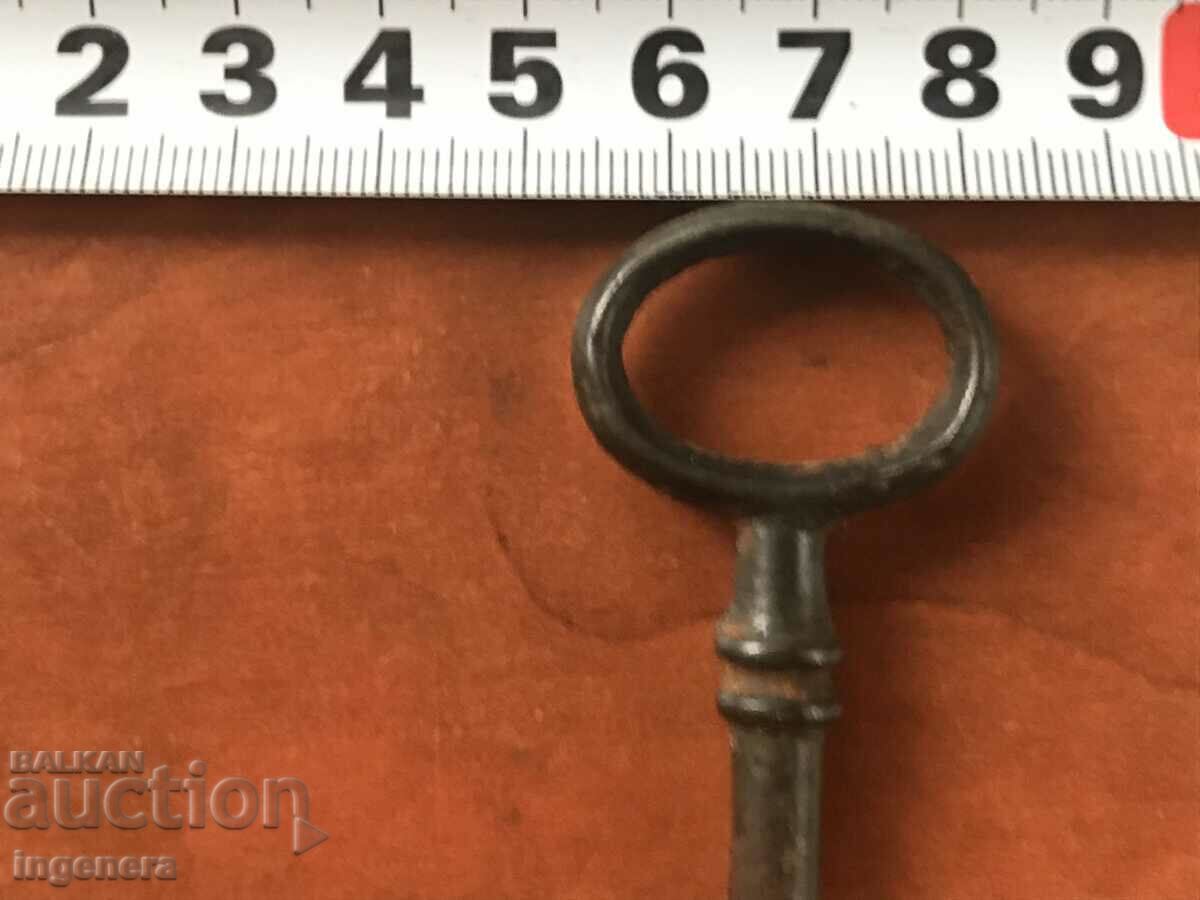 Auction ANTIQUE KEY FROM GRANDMOTHER AND GRANDFATHER'S CHESTS CUT PADLOCK Auction ANTIQUE KEY FROM GRANDMOTHER AND GRANDFATHER'S CHESTS CUT PADLOCK