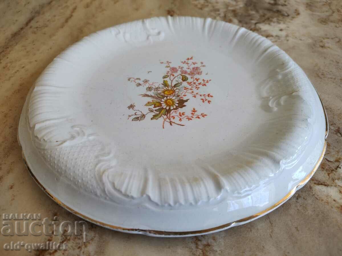 Porcelain plate - flowers, Germany about 100 years old with price 99.00 BGN | € 50.62 Porcelain plate - flowers, Germany about 100 years old with price 99.00 BGN | € 50.62