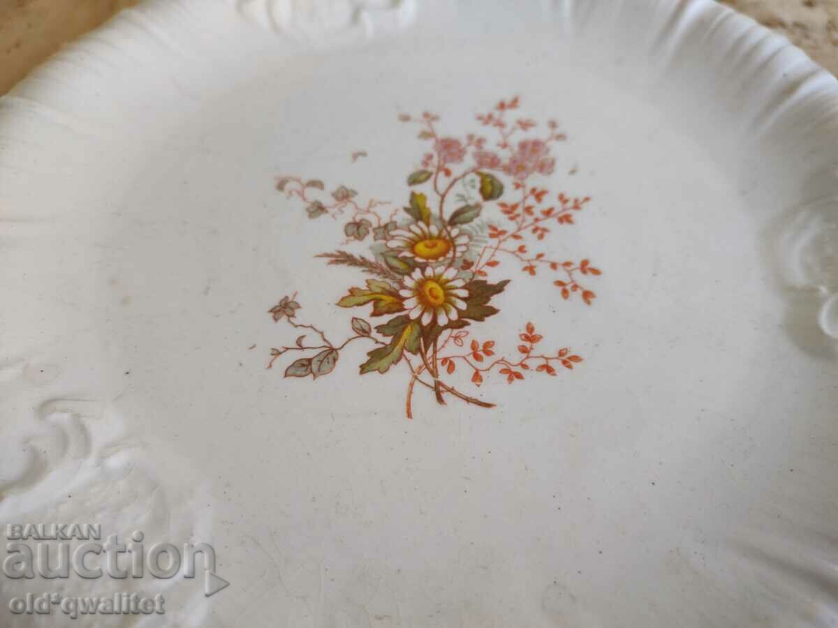 Auction Porcelain plate - flowers, Germany about 100 years old Auction Porcelain plate - flowers, Germany about 100 years old