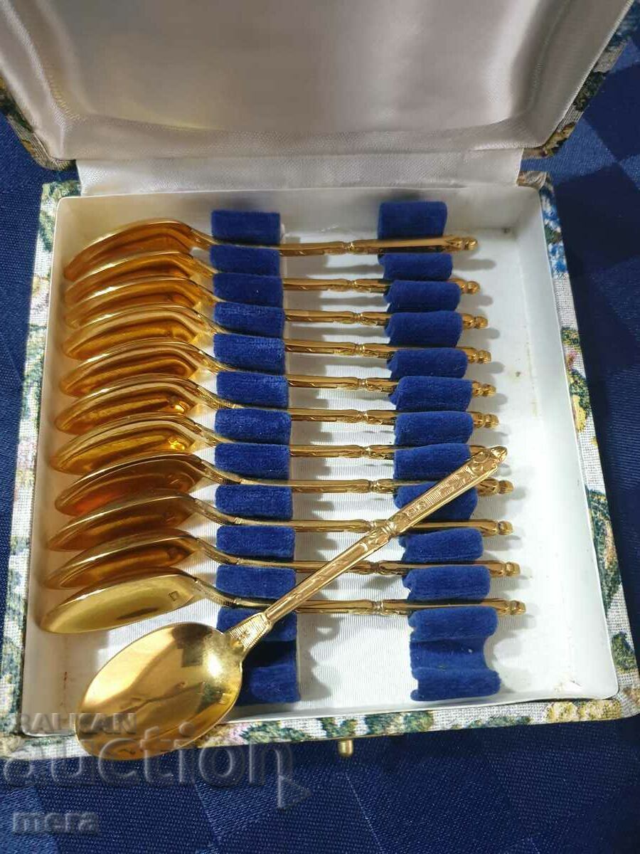 Auction Antique gold plated coffee spoons Auction Antique gold plated coffee spoons