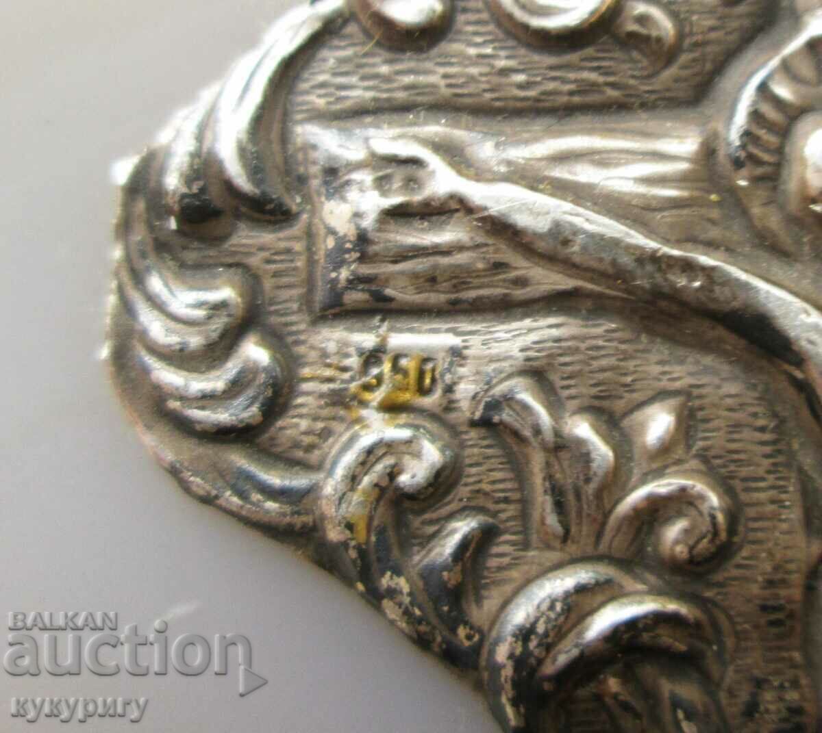 Παλιός ασημένιος σταυρός σε φυσικό πλακίδιο Αχάτη με τιμή 50.00 BGN | € 25.56 Παλιός ασημένιος σταυρός σε φυσικό πλακίδιο Αχάτη με τιμή 50.00 BGN | € 25.56