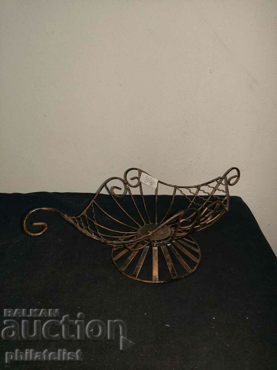 Metal wire fruit bowl with price 12.50 BGN | € 6.39 Metal wire fruit bowl with price 12.50 BGN | € 6.39
