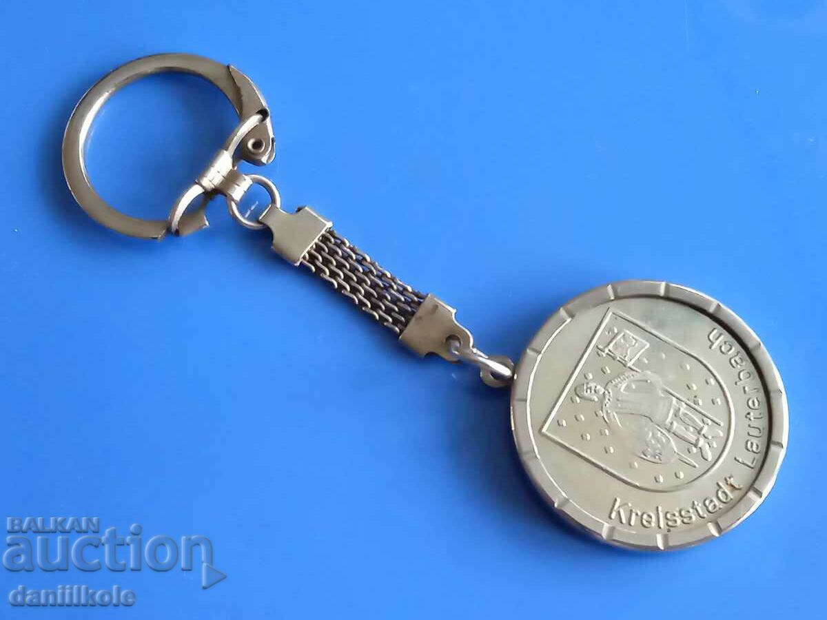 *$*Y*$* KEY RING WITH COIN HARDWARE - AWESOME *$*Y*$* - 5 *$*Y*$* KEY RING WITH COIN HARDWARE - AWESOME *$*Y*$* - 5